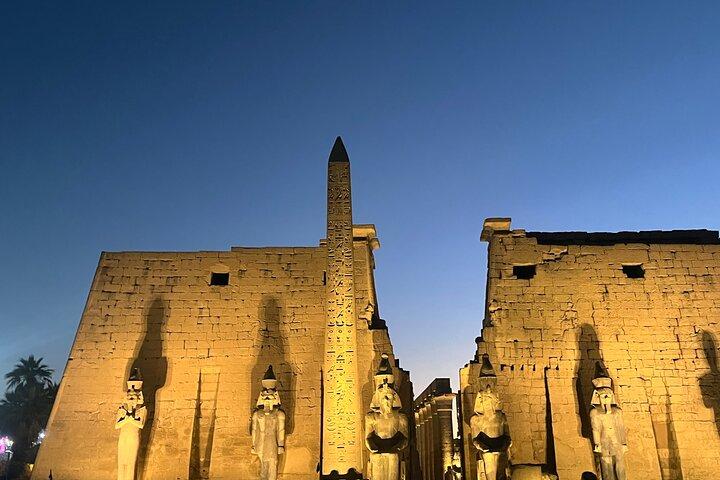 Luxor Day Trip di lusso in Air-Karnak e tour guidato della Valle dei Re