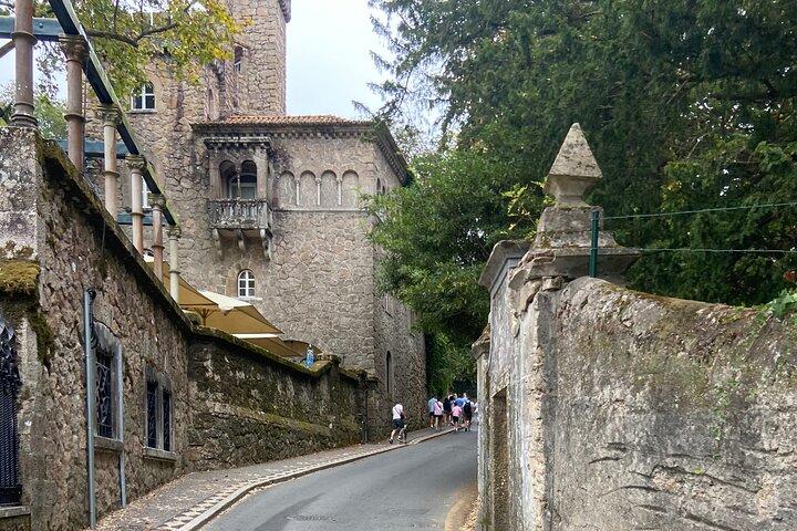 シントラ島半日旅行： Pena Palace, Streets & Quinta da Regaleira