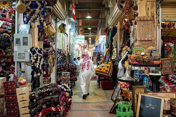 Visite à pied : Forteresse Al Masmak, Souq Al Zal, et café saoudien
