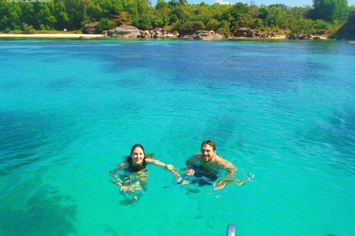 Ontdek 3 eilanden van Phu Quoc per boot