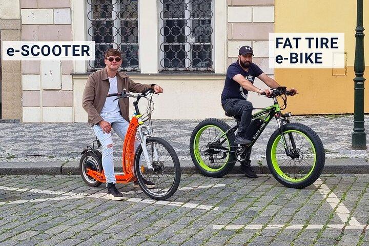 Visite guidée panoramique de Prague en scooter électrique