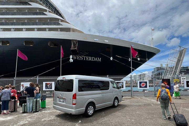 Transfert privé des hôtels CBD d'Auckland au bateau de croisière