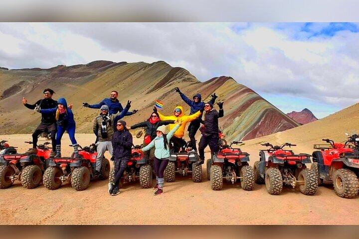 ATV-eventyr på Rainbow Mountain, kun 7 minutters gang