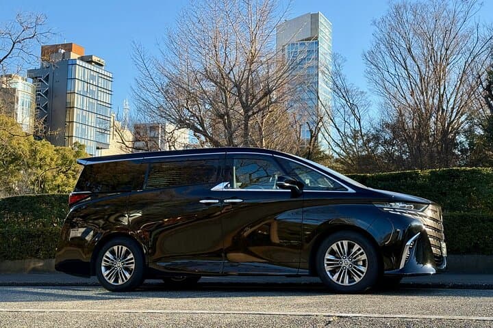 Narita Airport Private Transfer From Tokyo City