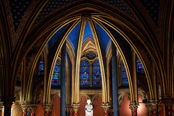 Paris Sainte-Chapelle and Conciergerie Private Guided Tour
