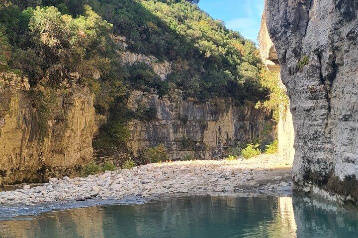 Osum Canyon und Bogovë Wasserfall Private Tour