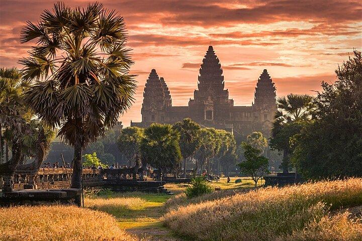 Excursión al amanecer de Angkor Wat desde Siem Reap