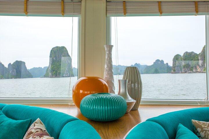 Excursion d'une journée à la baie d'Ha Long avec déjeuner, kayak, grotte explorer