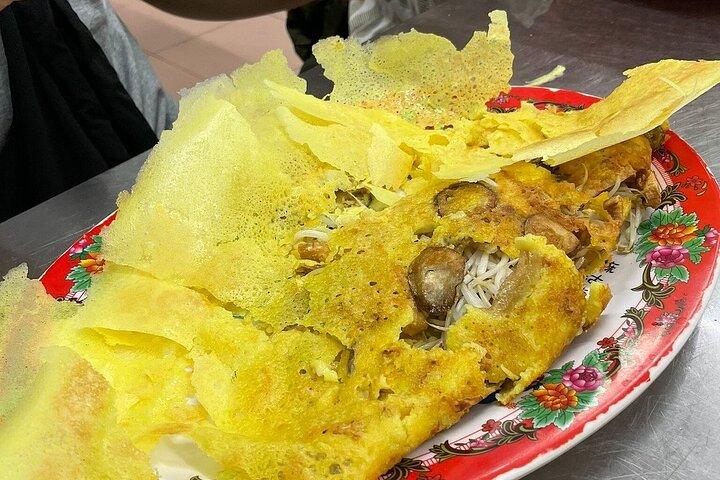 Excursão privada de comida de rua de motocicleta em Ho Chi Minh City