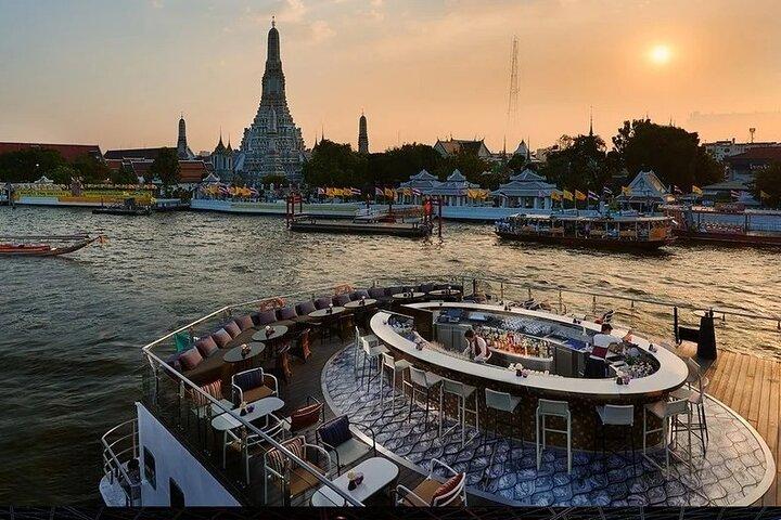 Luxe dinercruise met saffraan in Bangkok Finest River Experience
