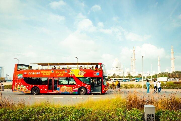 City Sightseeing Abu Dhabi HOHO bustur og ekstra tilbud