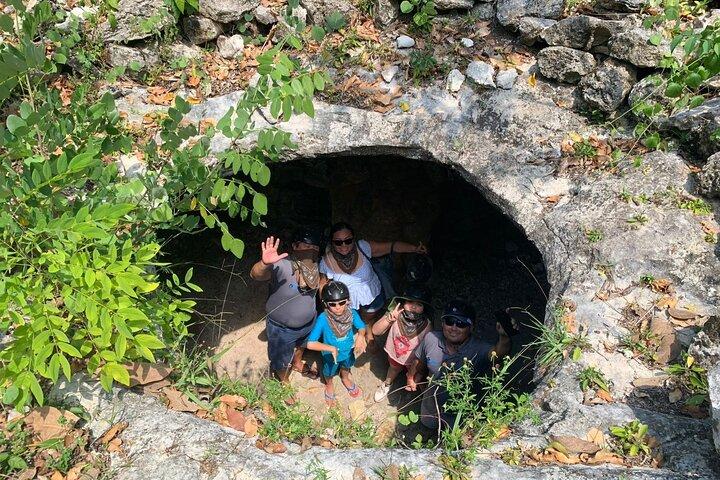 ATV Jungle Adventure para ruínas e cavernas maias escondidas