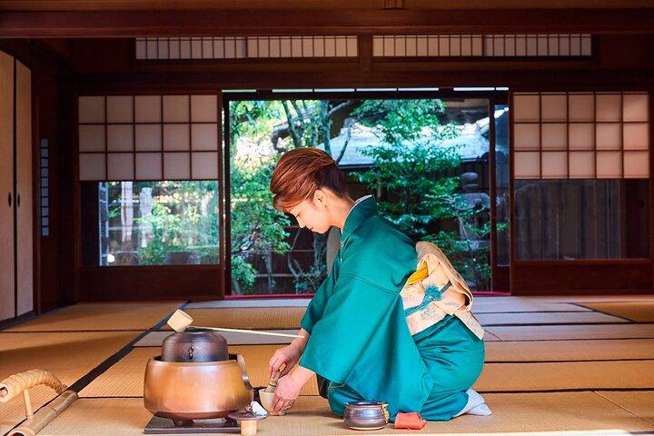 京都舞妓屋、烏丸四条で着物のお茶会