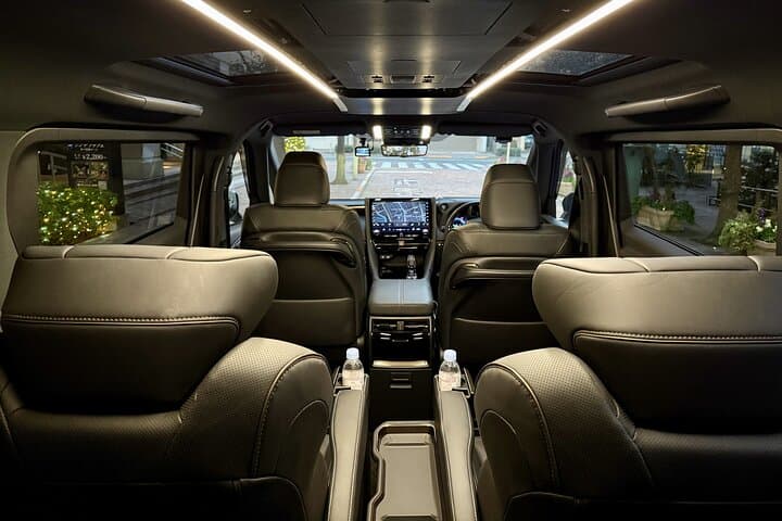 Narita Airport Private Transfer From Tokyo City