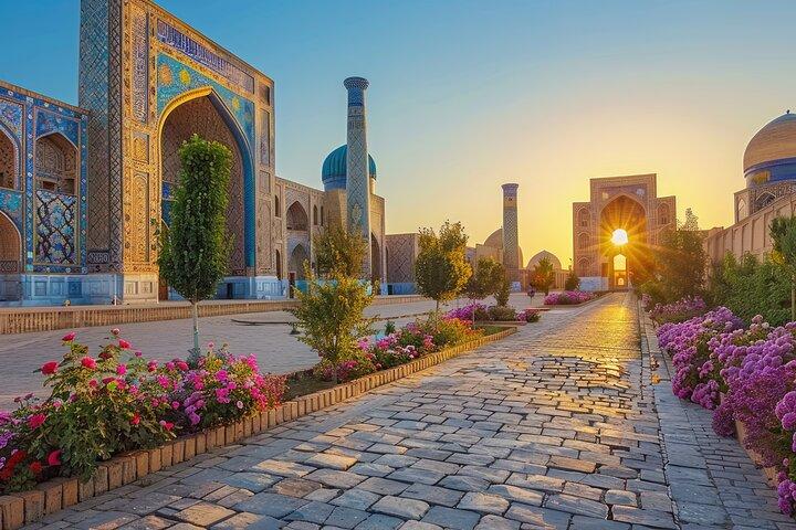 Samarkand: Private Tour of Silk Road Wonders & Hotel Pickup