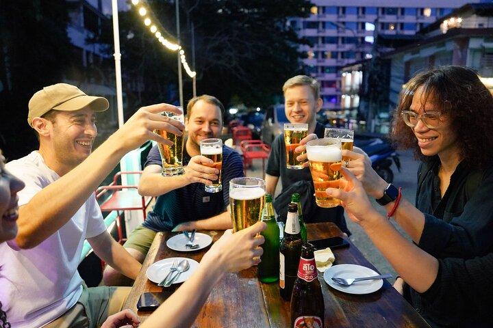 バンコクトゥクトゥクナイトツアー（サイアム＆シーロムでの飲食付き）