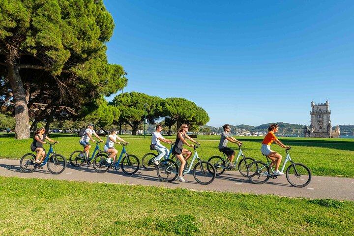 リスボン・バイクツアー： リスボンのダウンタウンからベレンへの下り坂