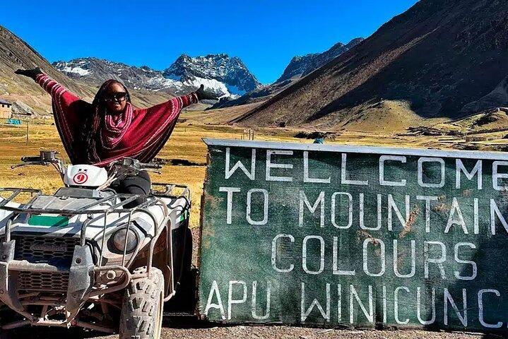 ATV Rainbow Mountain Tour di un'intera giornata