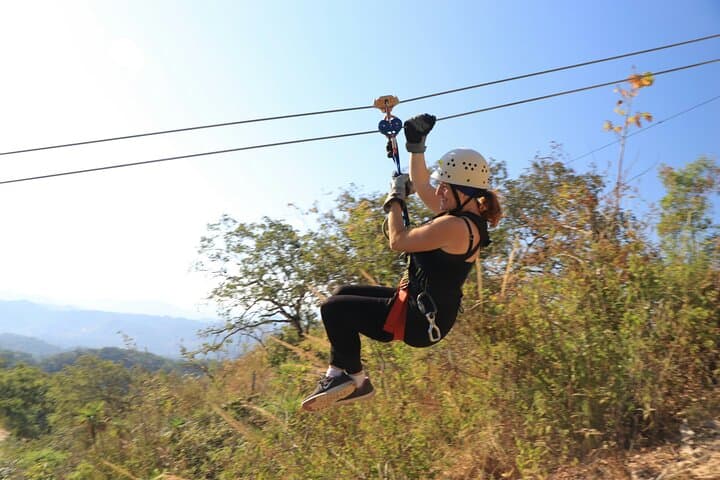 Cape Town Zipline and Wine Tasting Tour