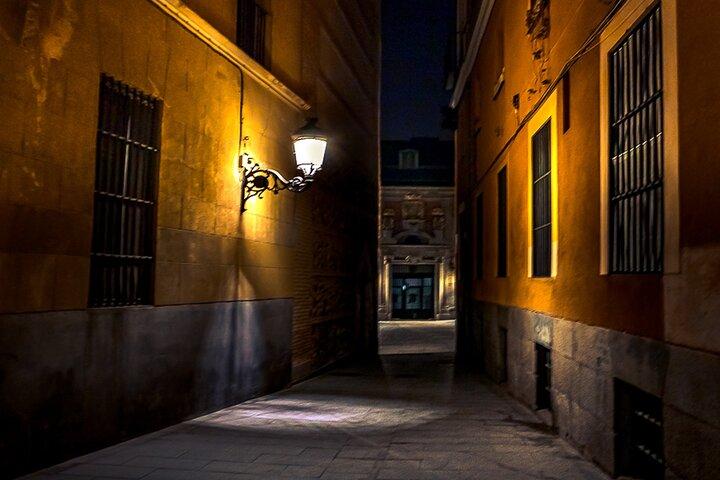 PRIVATE VIPツアー : Madrid Haunted history, Inquisition & Legends