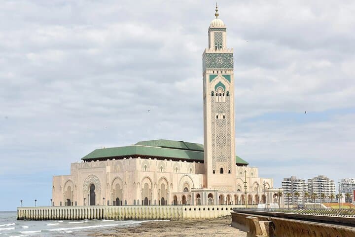 Hassan II Mosque Guided Visit with Hotel Pickup in Casablanca