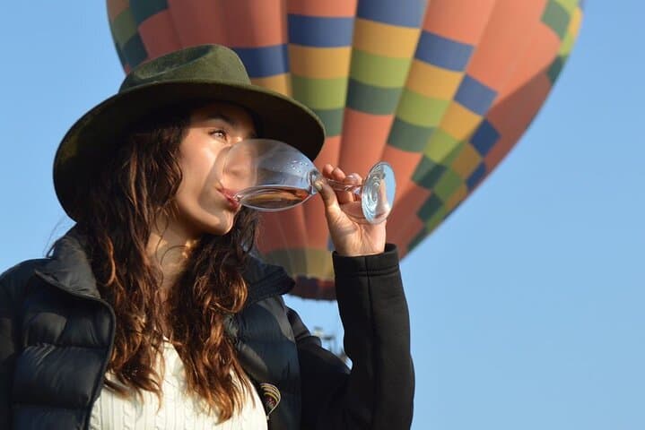 Private Balloon Flight over Teotihuacan plus Breakfast and Entry