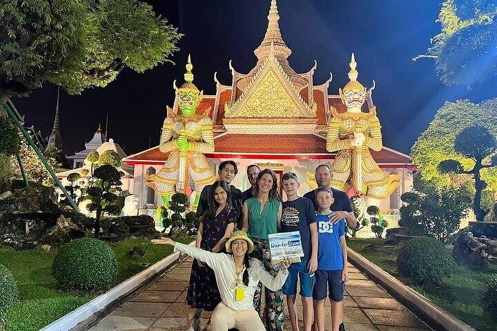 Premium Night Private Tuk Tuk Tour em Bangkok com refeições