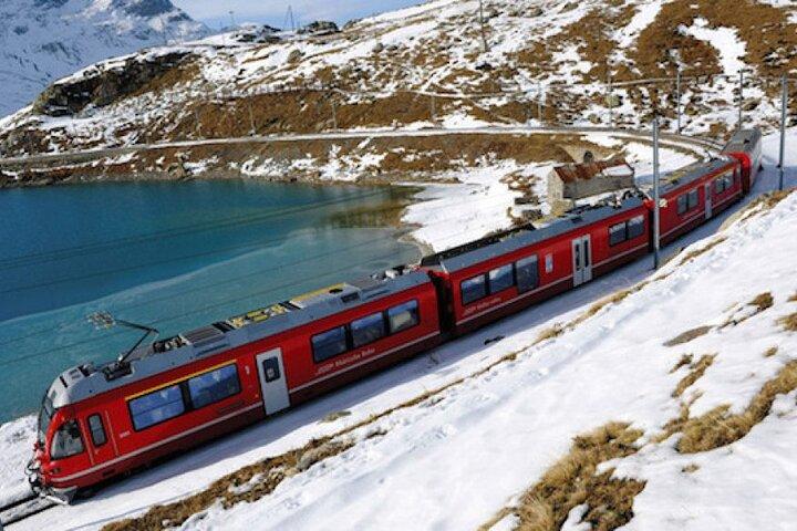 Alpernas underverk: Bernina Express Tour till St Moritz