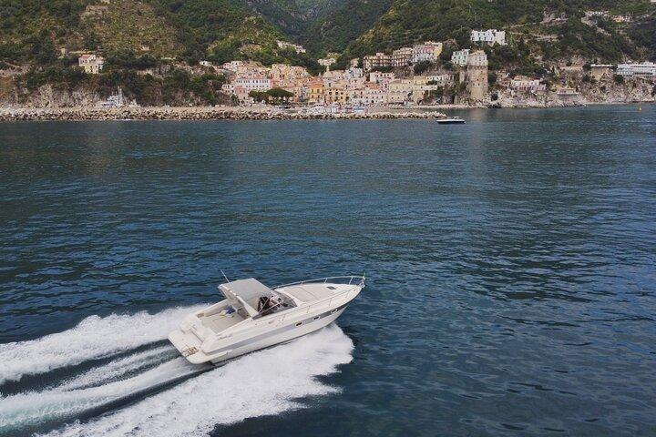 Excursion d'une journée complète autour de la côte amalfitaine et de Capri