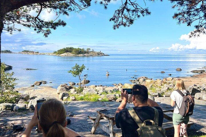 Escursione nell'arcipelago da Helsinki con pranzo e trasporto