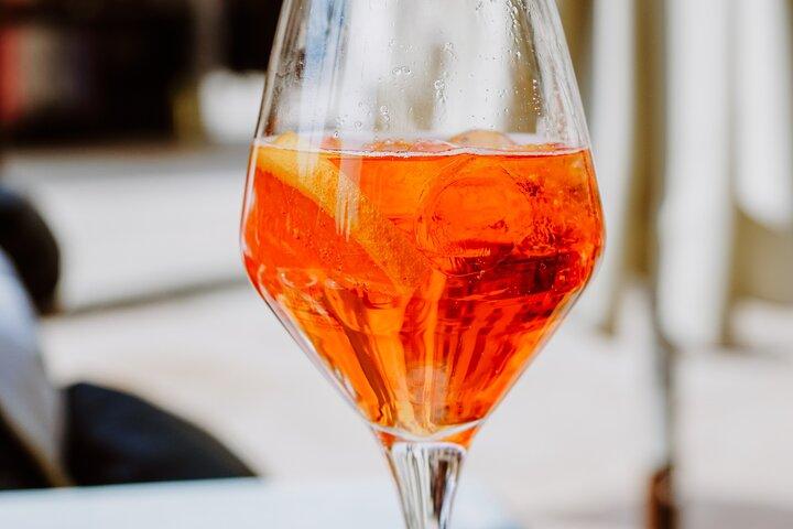 Tour de Milán: Historia, Cultura y Aperitivo