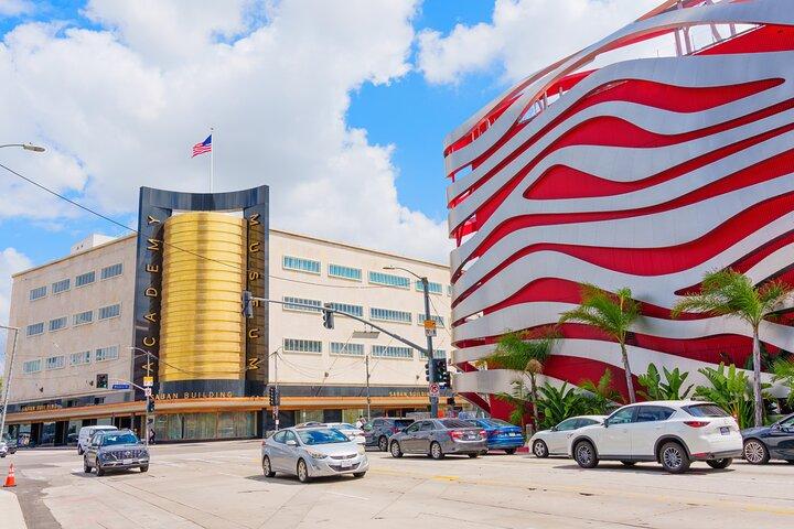 ミュージアムローツアー： The Fast & The Fossilized on Wilshire Blvd