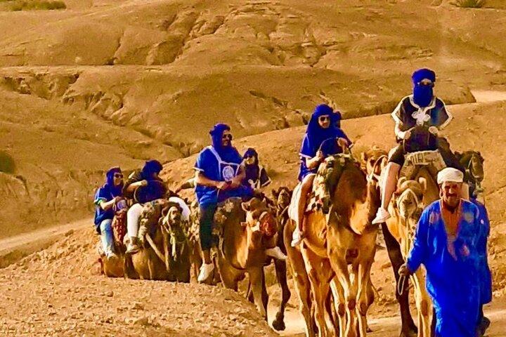 Marrakech Agafay Desert Camel Ride, med traditionell middagsshow