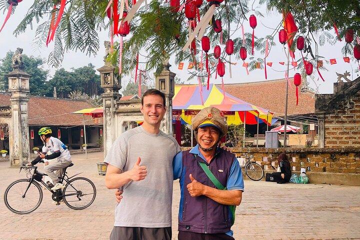 Mystical Hanoi: Thay Pagoda & Duong Lam Village Private Tour