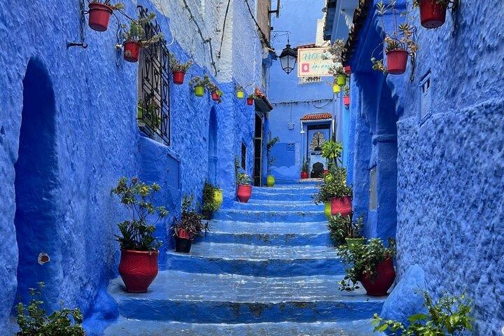 Explore Chefchaouen em passeio de ônibus partilhado a partir de Fes