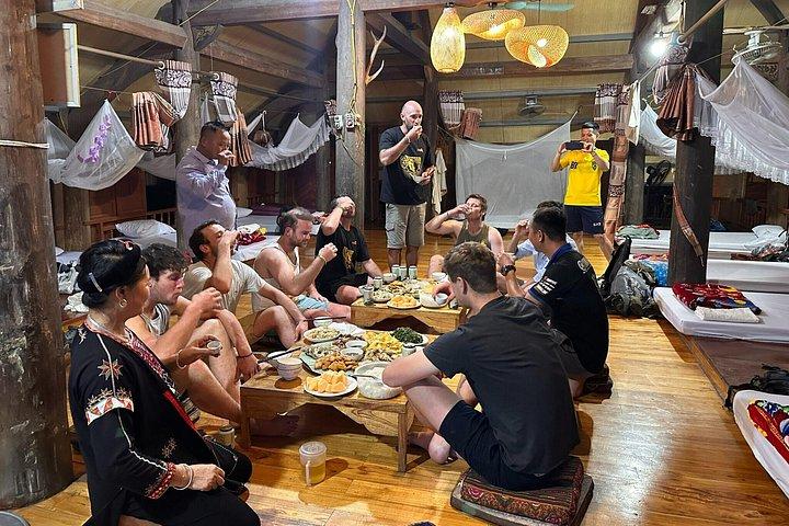 タクバー湖、ズオンラム村を探索する-ハノイに近い隠れた宝石