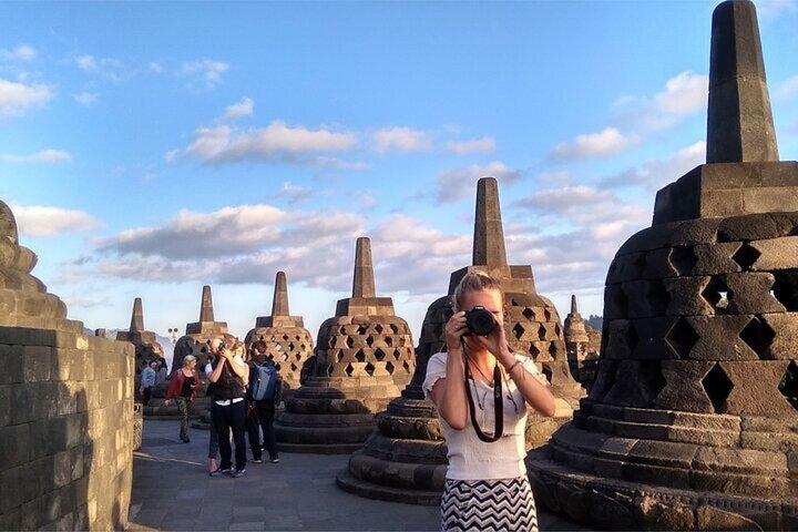 Excursión de un día a Borobudur Sunrise, Mt. Merapi y Prambanan con tarifa de entrada