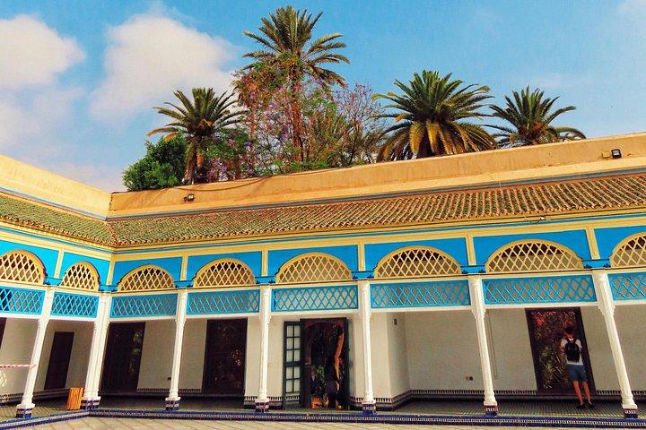 Private Marrakech Sightseeing Tour by Air-Conditioned Car