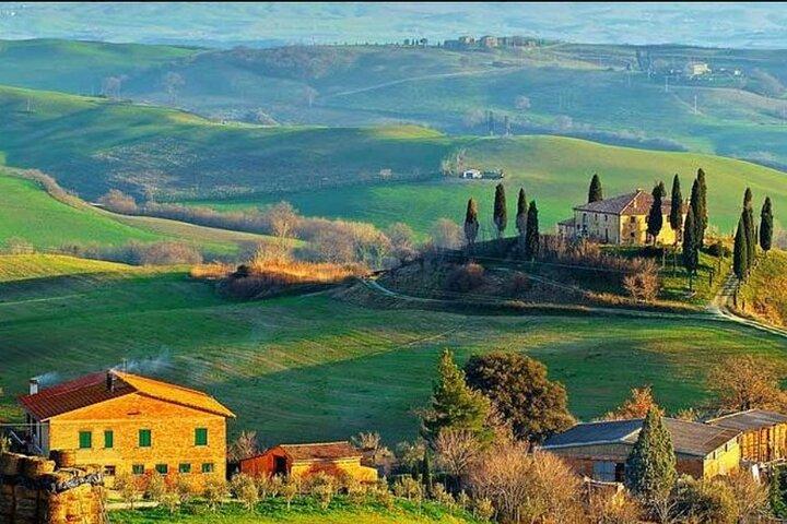 リヴォルノ・クルーズ港からフィレンツェとピサを巡る最高の小旅行