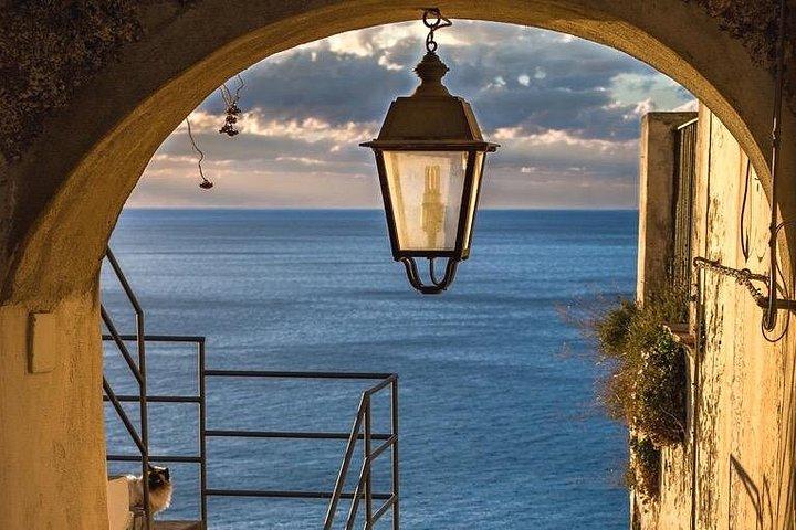 Tour Positano & Sorrento with a lunch stop