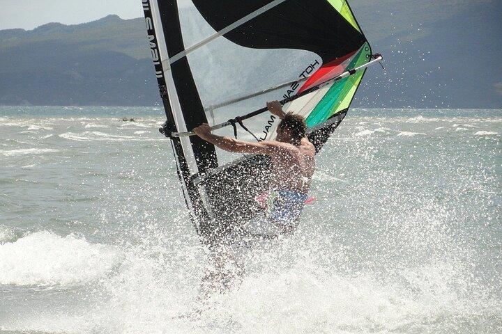 Spännande En Dag Windsurfing Äventyr