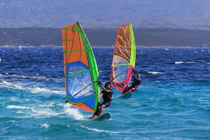 Spännande En Dag Windsurfing Äventyr