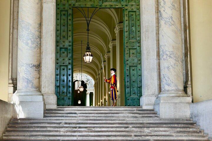 Rome Fast Track Entry St Peter Basilica Grottoes and Square