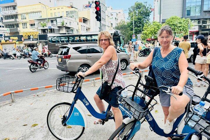 Ho Chi Minh City Sightseeing Tour Privado com Massagem Corporal