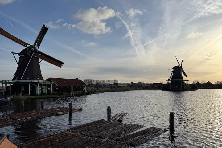From Amsterdam Zaanse Schans Edam Marken & Volendam Private Tour