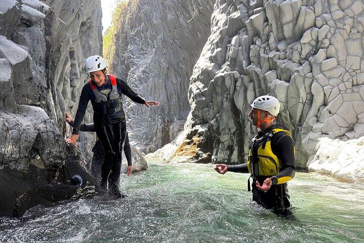 Taormina: Body rafting por el río Alcántara