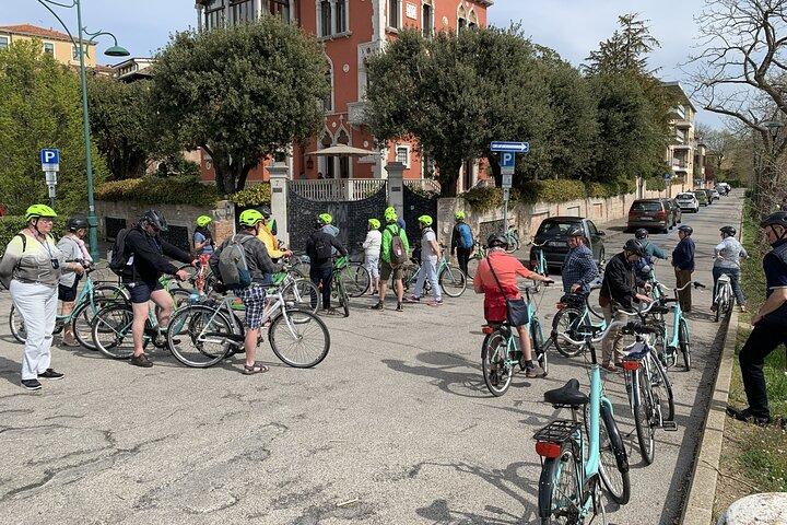 Venecia Lido en bicicleta con guía