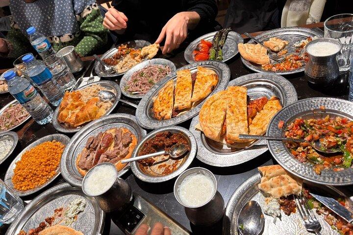 Istanbul : authentique soirée gastronomique turque et visite sur le toit