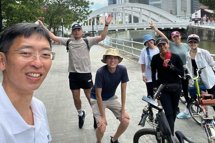 シンガポールサイクリングツアー-鉄道回廊、シビック・ディストリクト、フード！