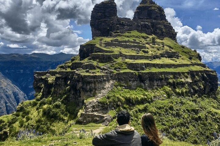 Excursion to Waqrapukara with meals from Cusco